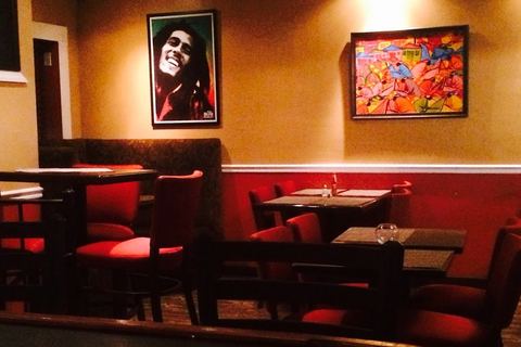Fish N' Ting Restaurant, Bar & Lounge